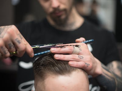 Оформяне брада + контур